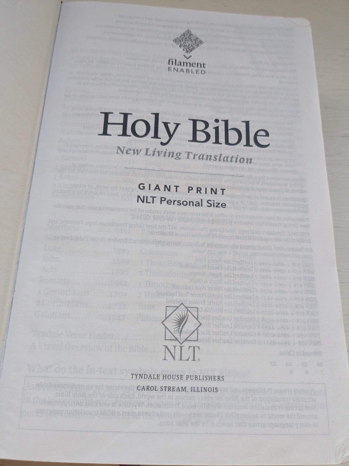NLT Personal Size Giant Print Filament Bible Tyndale – Imitation Leather