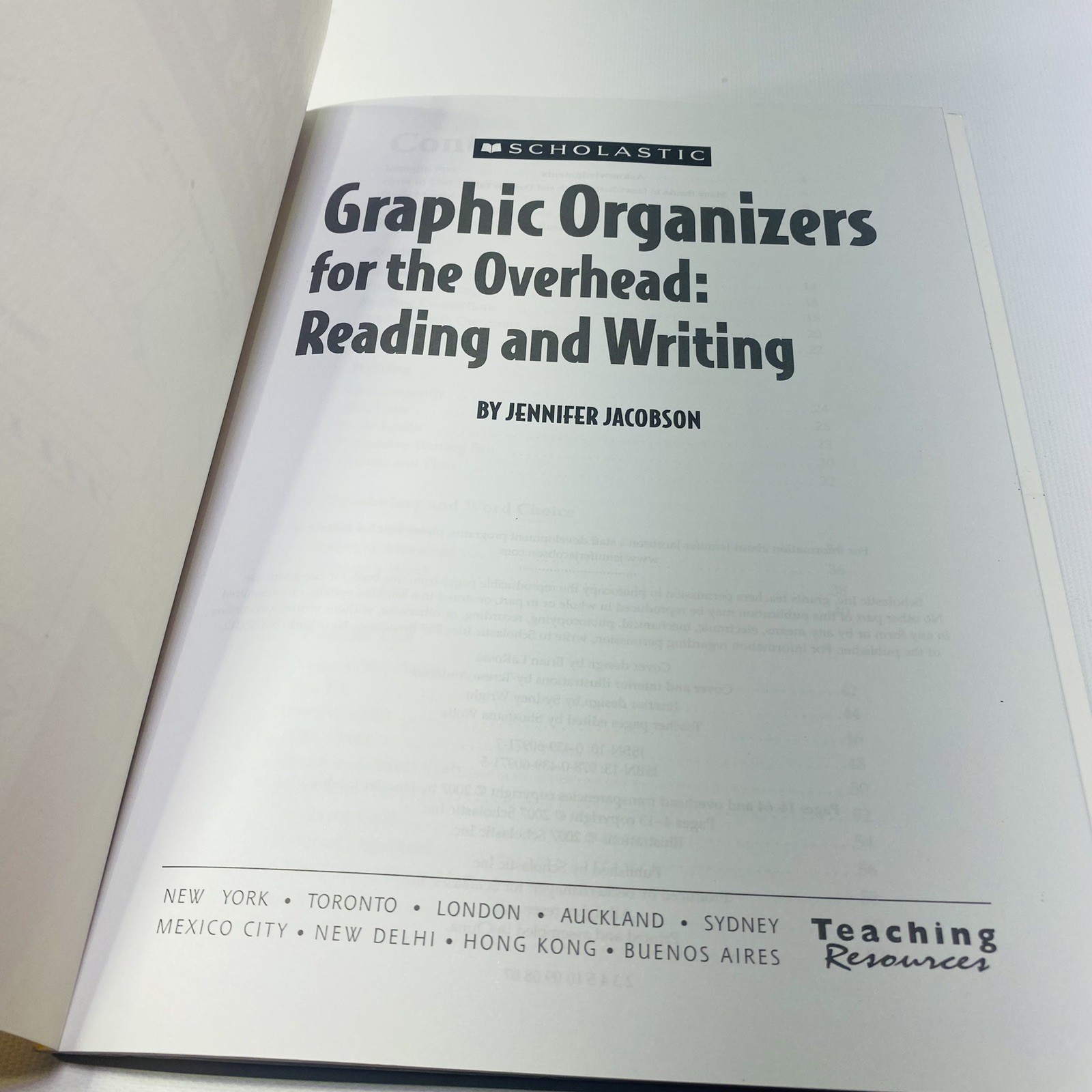 GRAPHIC ORGANIZERS FOR THE OVERHEAD: READING AND WRITING: By Jennifer Jacobson