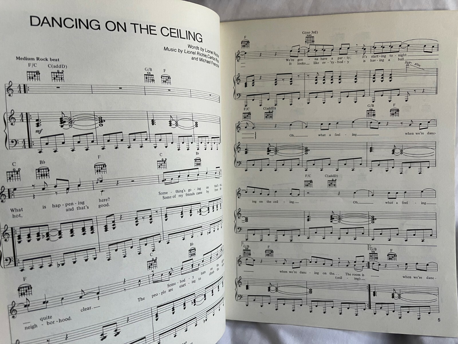 LIONEL RICHIE, DANCING ON THE CEILING SHEET MUSIC 8 SONGS, 61 PAGES, PHOTOS