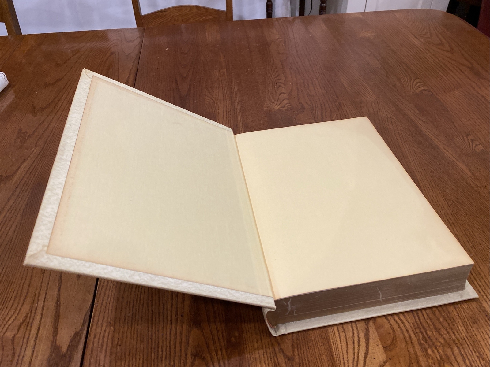 Large Holy Bible Fireside Family Edition Catholic NAB 1971-1972 VERY GOOD+