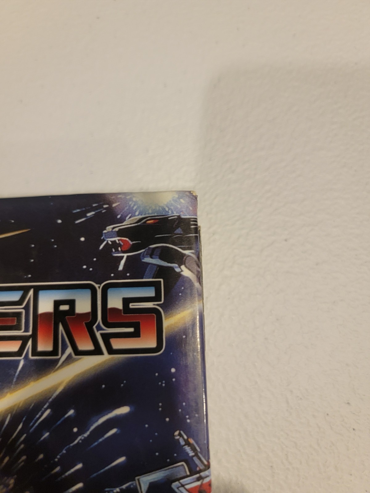 Transformers Legacy Book: The Art of Transformers Packaging + Visual Guide Book