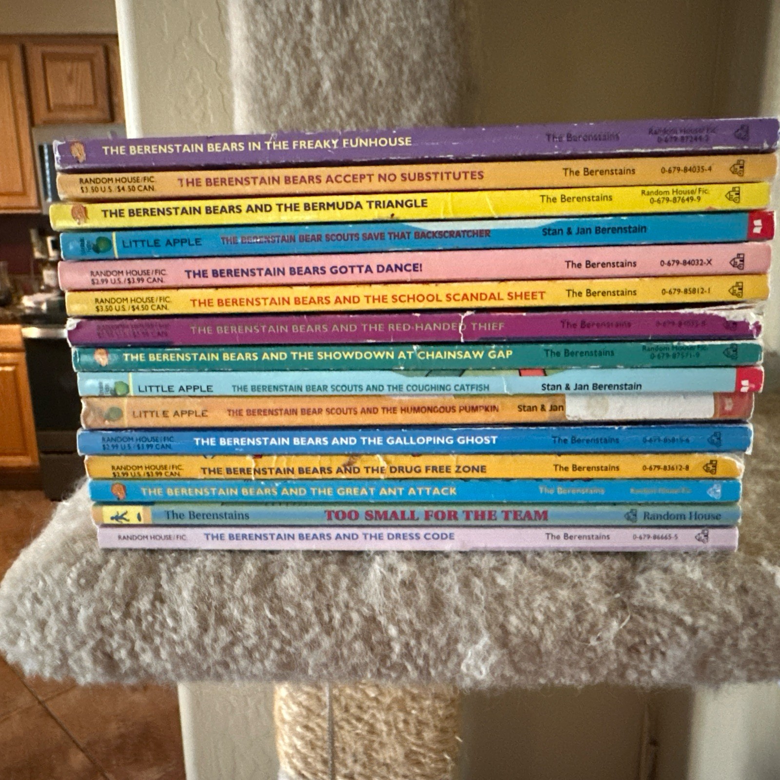 Lot of 15 The Berenstain Bears BIG Chapter Books By Stan & Jan Berenstain