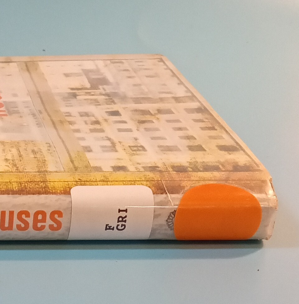 The Orange Houses. Book. Paul Griffin. Library Book. 2009. 147 Pages