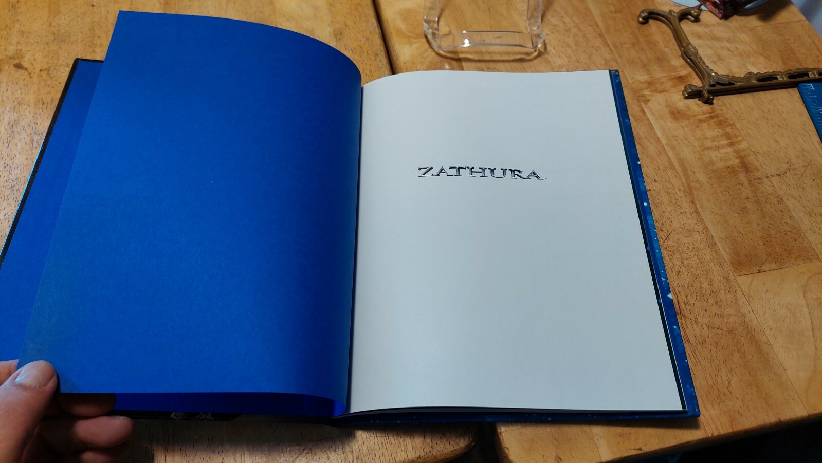 ZATHURA THE MOVIE. 2005 DELUXE STORYBOOK. COLUMBIA PICTURES. HARDCOVER BOOK