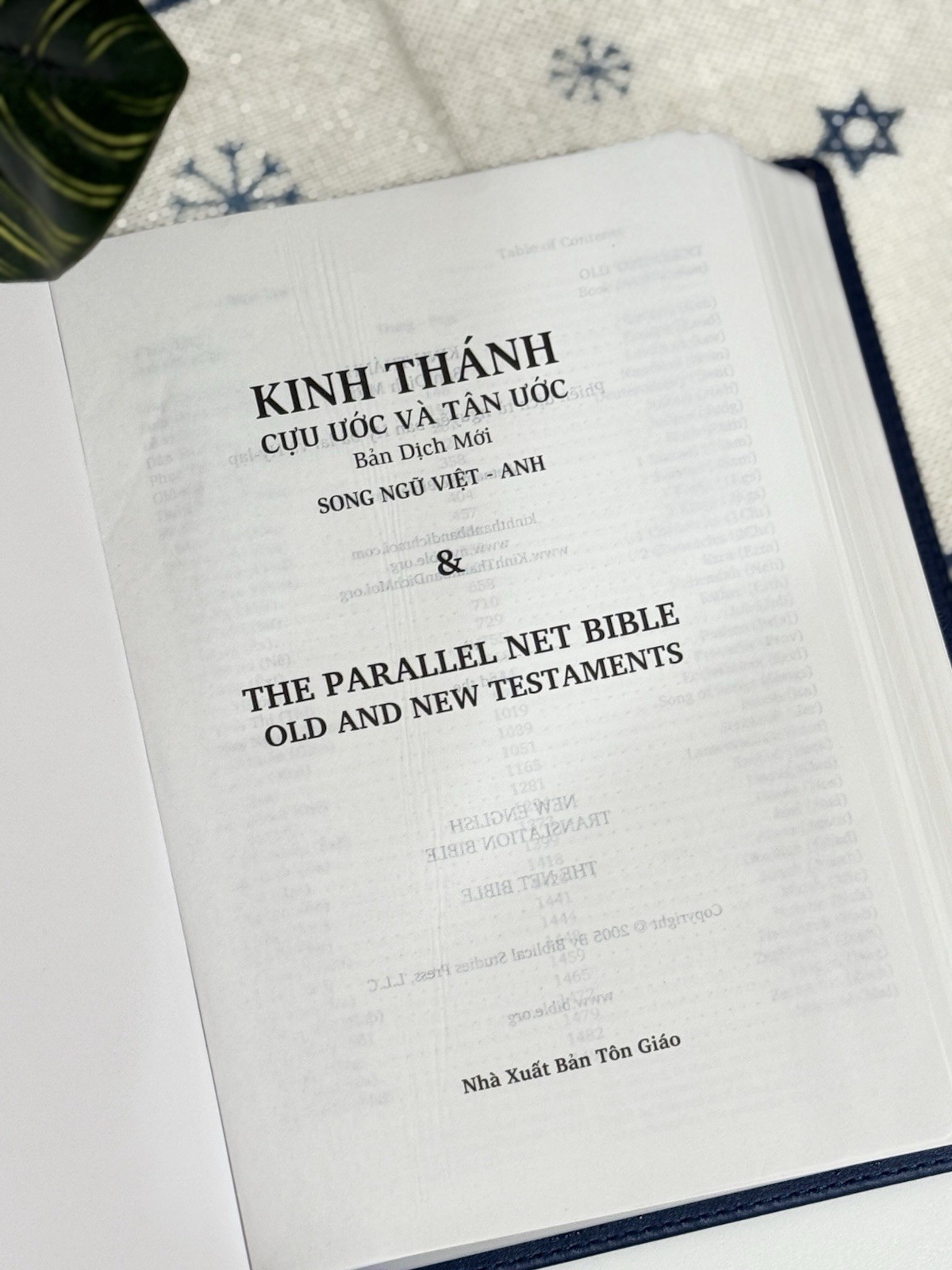 Bilingual Vietnamese English Bible | NET Parallel Bible | Old & New Testaments
