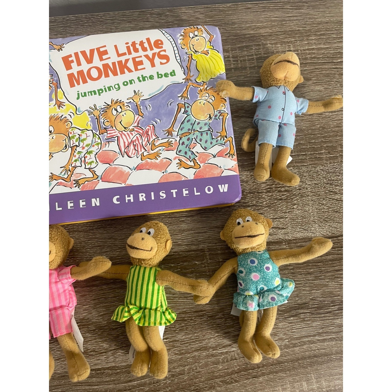Five Little Monkeys Jumping On The Bed Book Plush Doll Figures Eileen Christelow