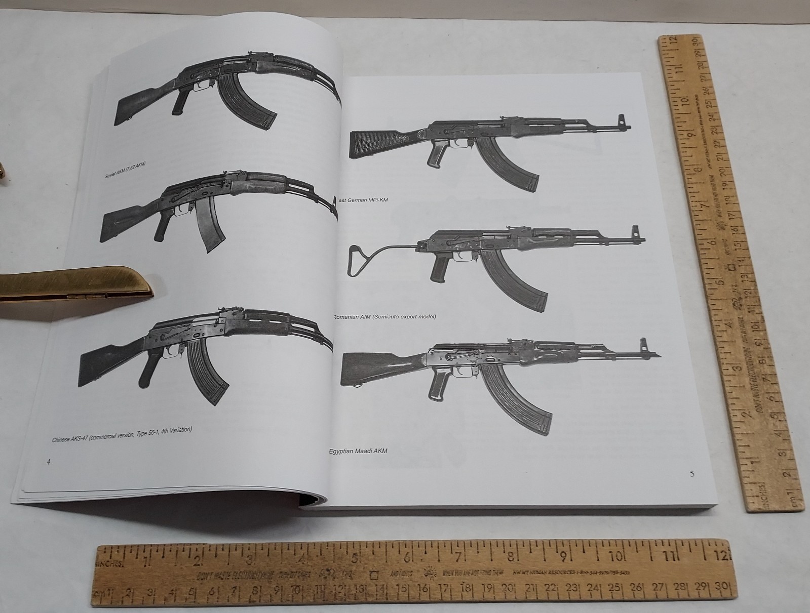 KALASHNIKOV RIFLES and Their Variations – Joe Poyer – paperback BOOK