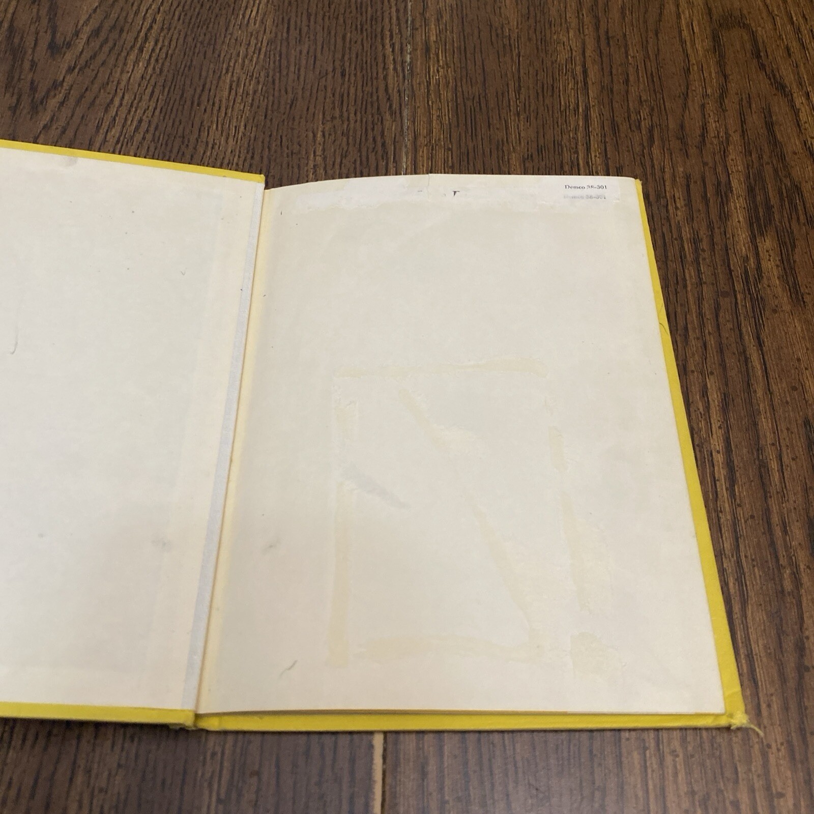 Surprise Egg By Sarah Demean Pictures Jack Boyd Hardcover 1962 Benefic Press