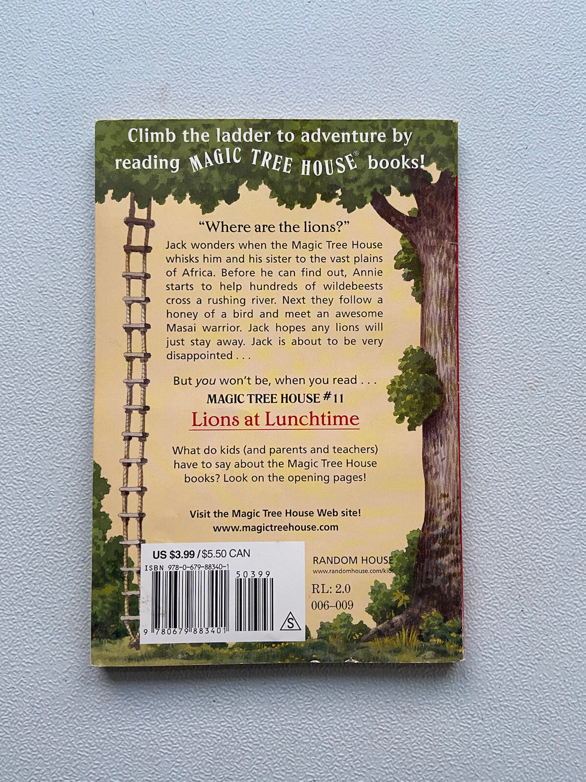 Lions at Lunchtime (Magic Tree House, No. 11) 1998