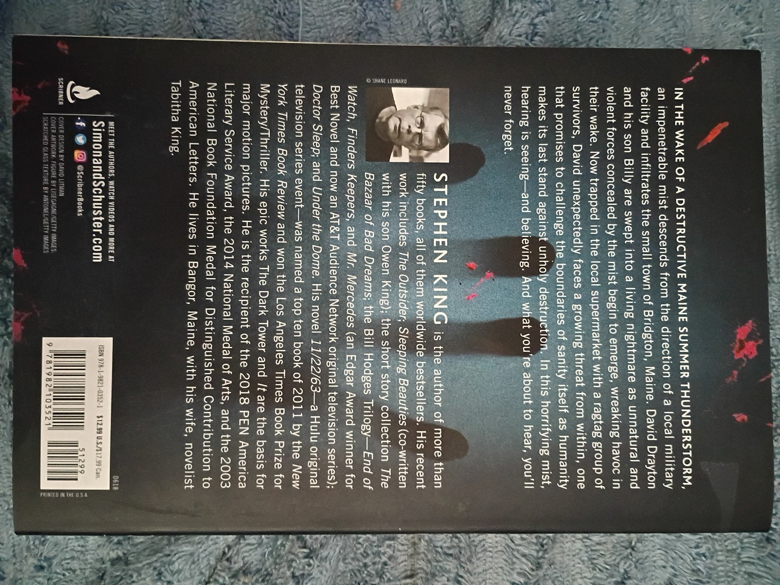 The Mist by Stephen King 1st Scribner trade paperback edition June 2018 Like New