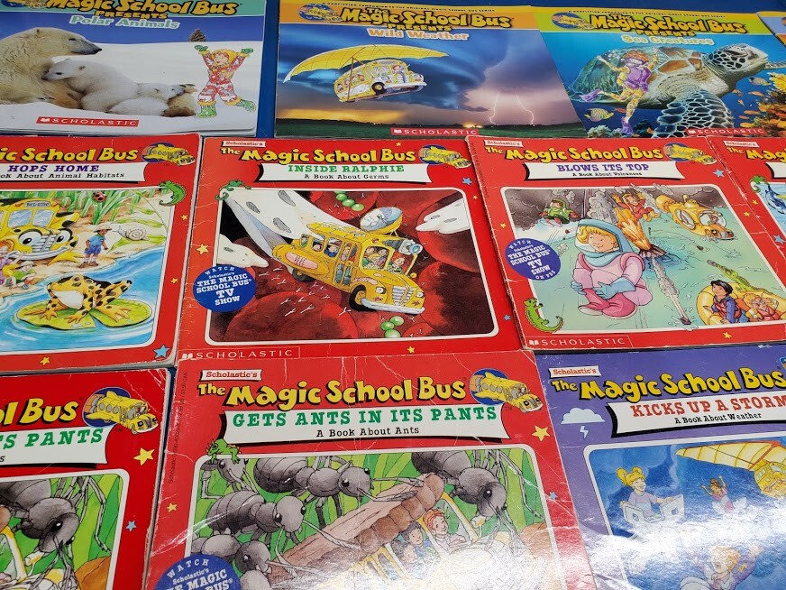 Lot 10 Random Magic School Bus Books Joanna Cole Ms. Frizzle Science Homeschool