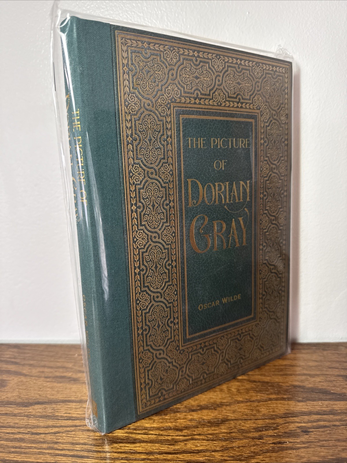 New – The Picture of Dorian Gray by Oscar Wilde – Peter Pauper Press 2024 BC3