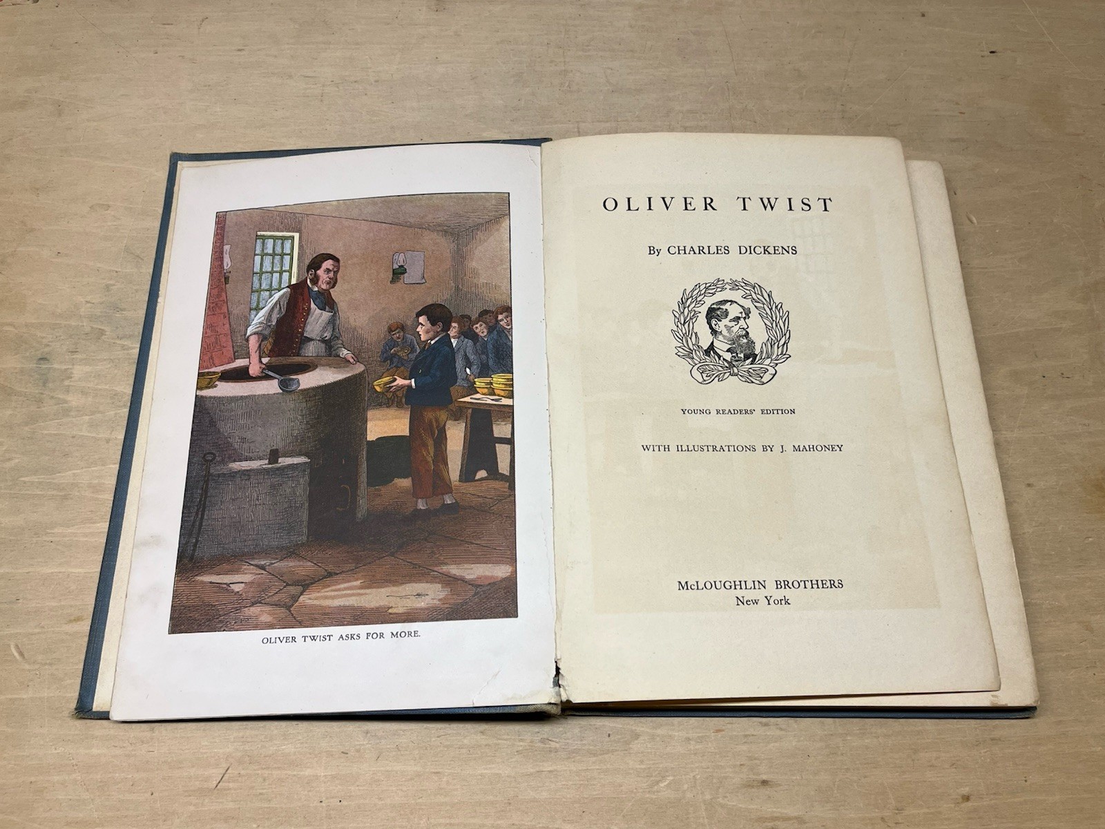 Oliver Twist by Charles Dickens (Young Readers’ Edition) HC