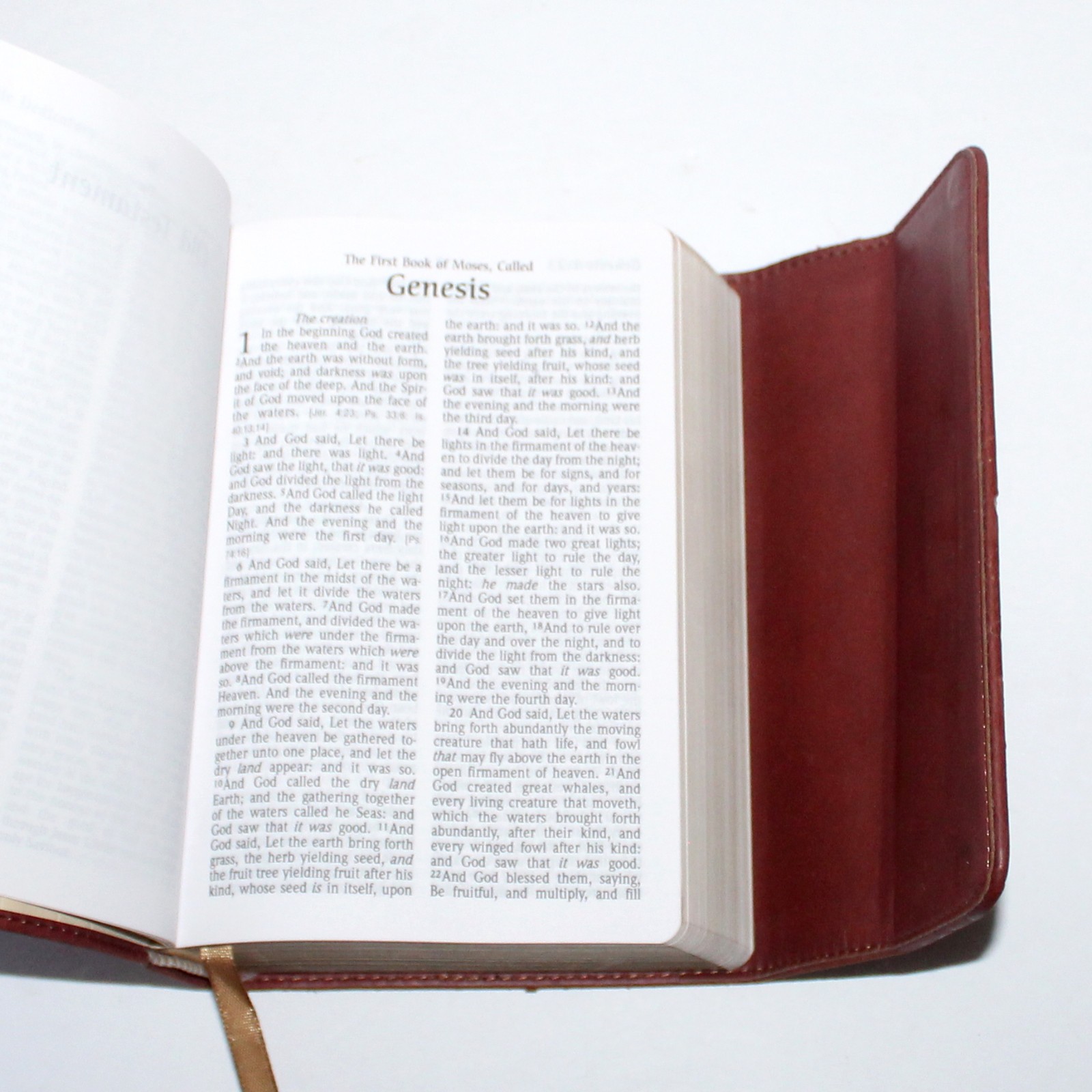 Holy Bible KJV Reference Edition Hendrickson faux leather flap