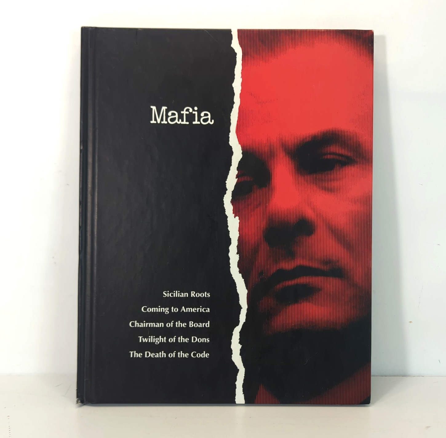 True Crime Serial Killer, Unsolved Crimes, Mafia, Mass Murderers 4 HC Books Used