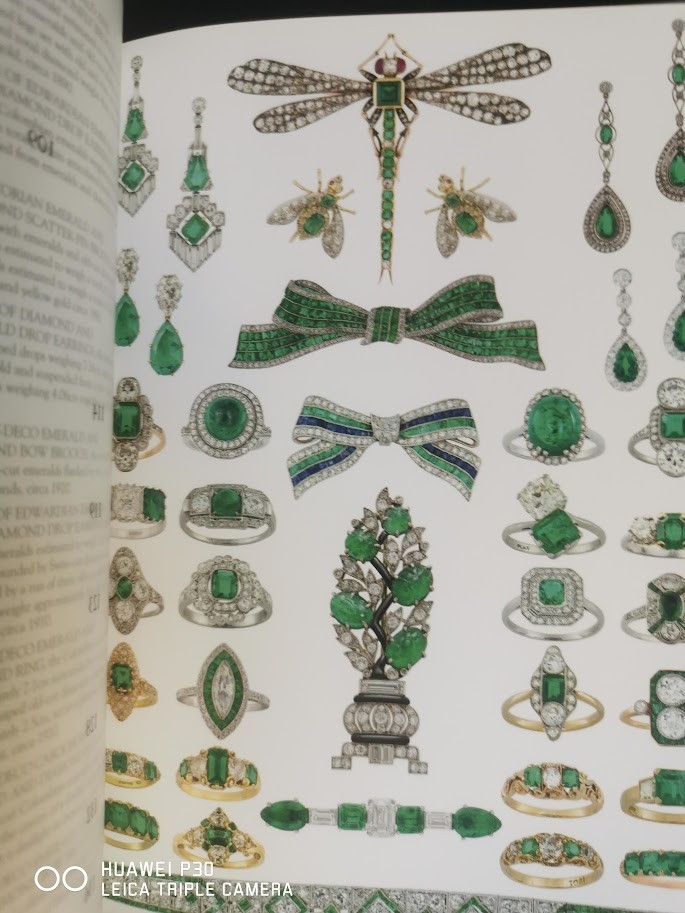 Bentley & Skinner Rare collection Fine Gold Jewels 2018 in 24 Pages & 404 items