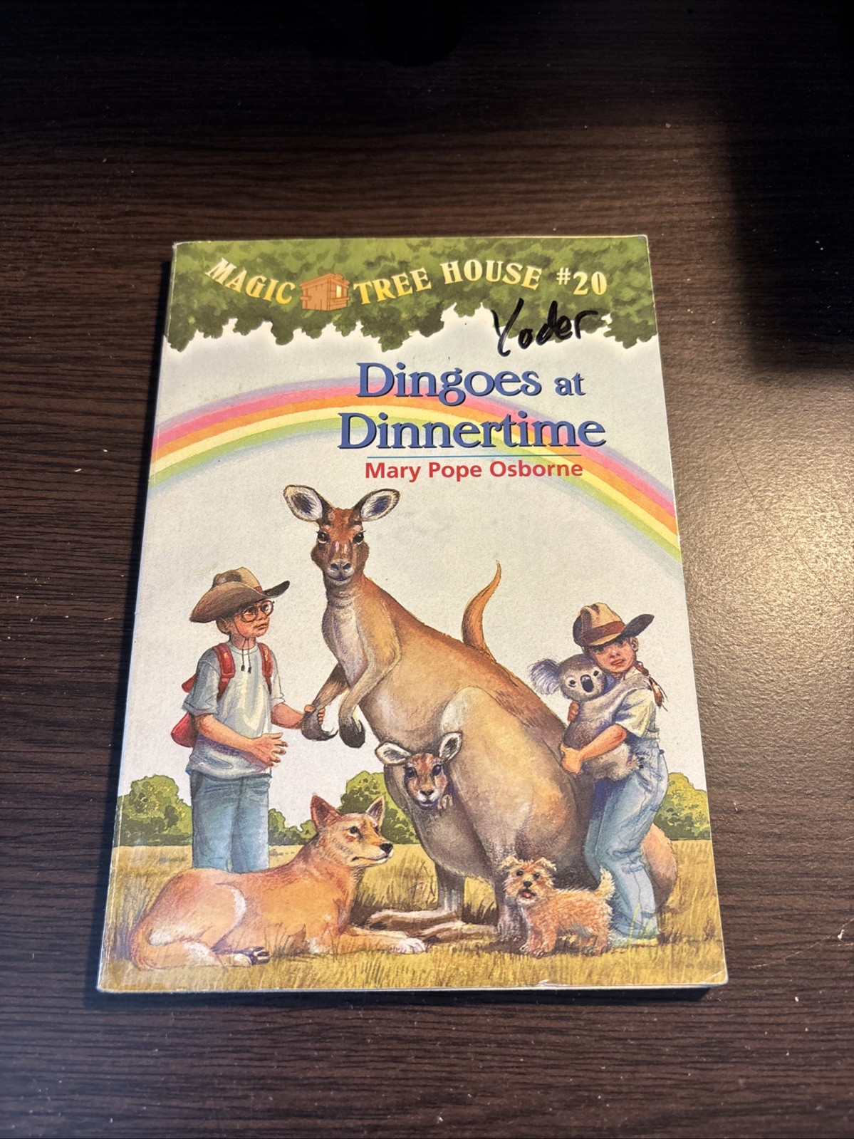 Magic Tree House #20: Dingoes At Dinnertime By Mary Pope Osborne (2000) Book
