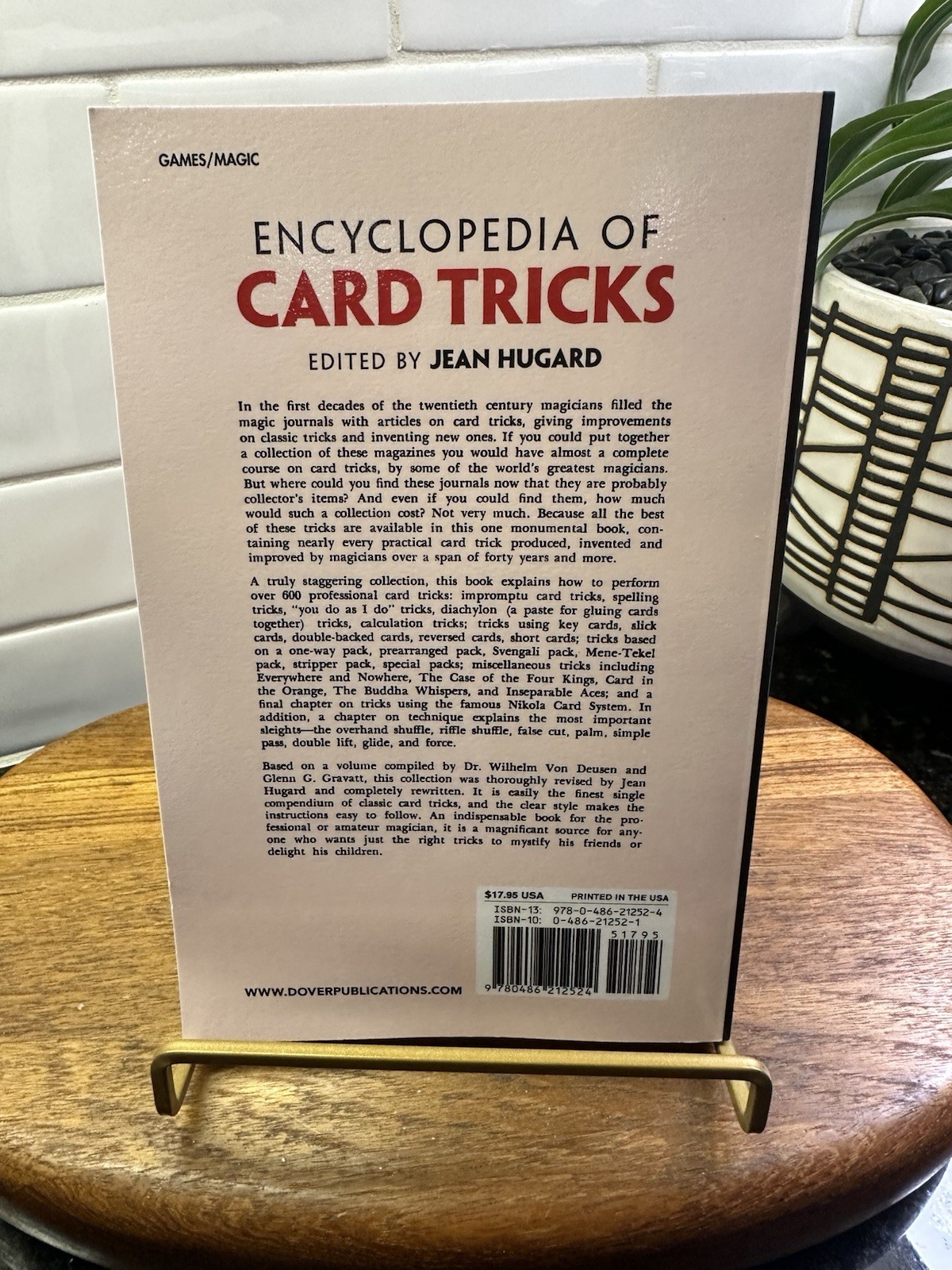 Encyclopedia Of Card Tricks by Jean Hugard Dover Publications 2017 Trade PB