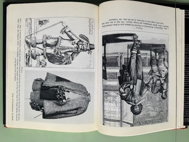 The Cut of Mens Clothes 1600 – 1900 Norah Waugh 5th print Hrdk Like new