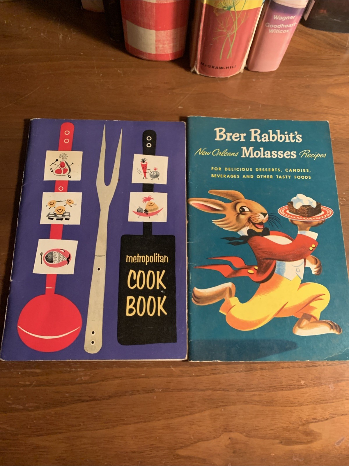 Lot Of 8 Vintage Cookbooks Advertisement Pamphlets Borden New Orleans Cook Book
