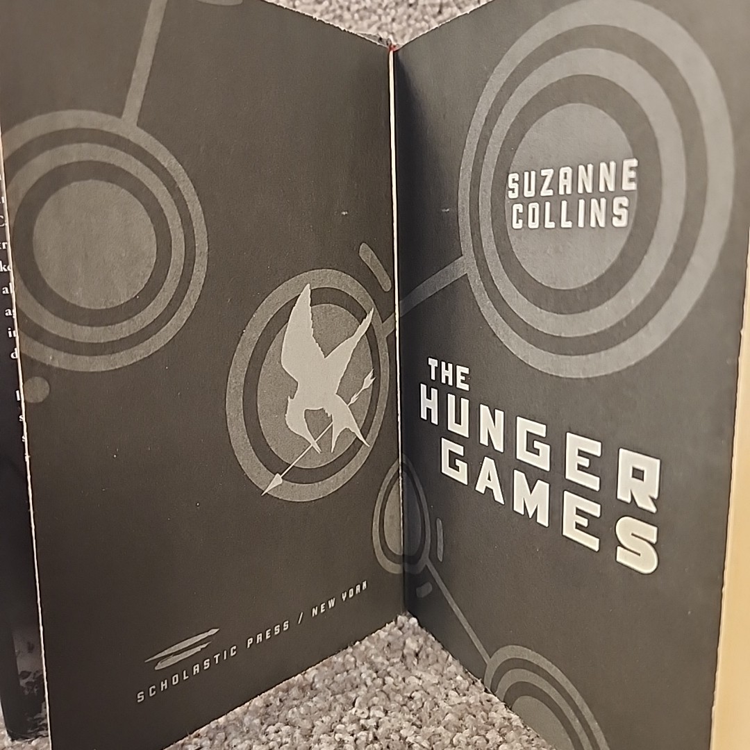 THE HUNGER GAMES – First Edition – 12th Print 2008- Suzanne Collins