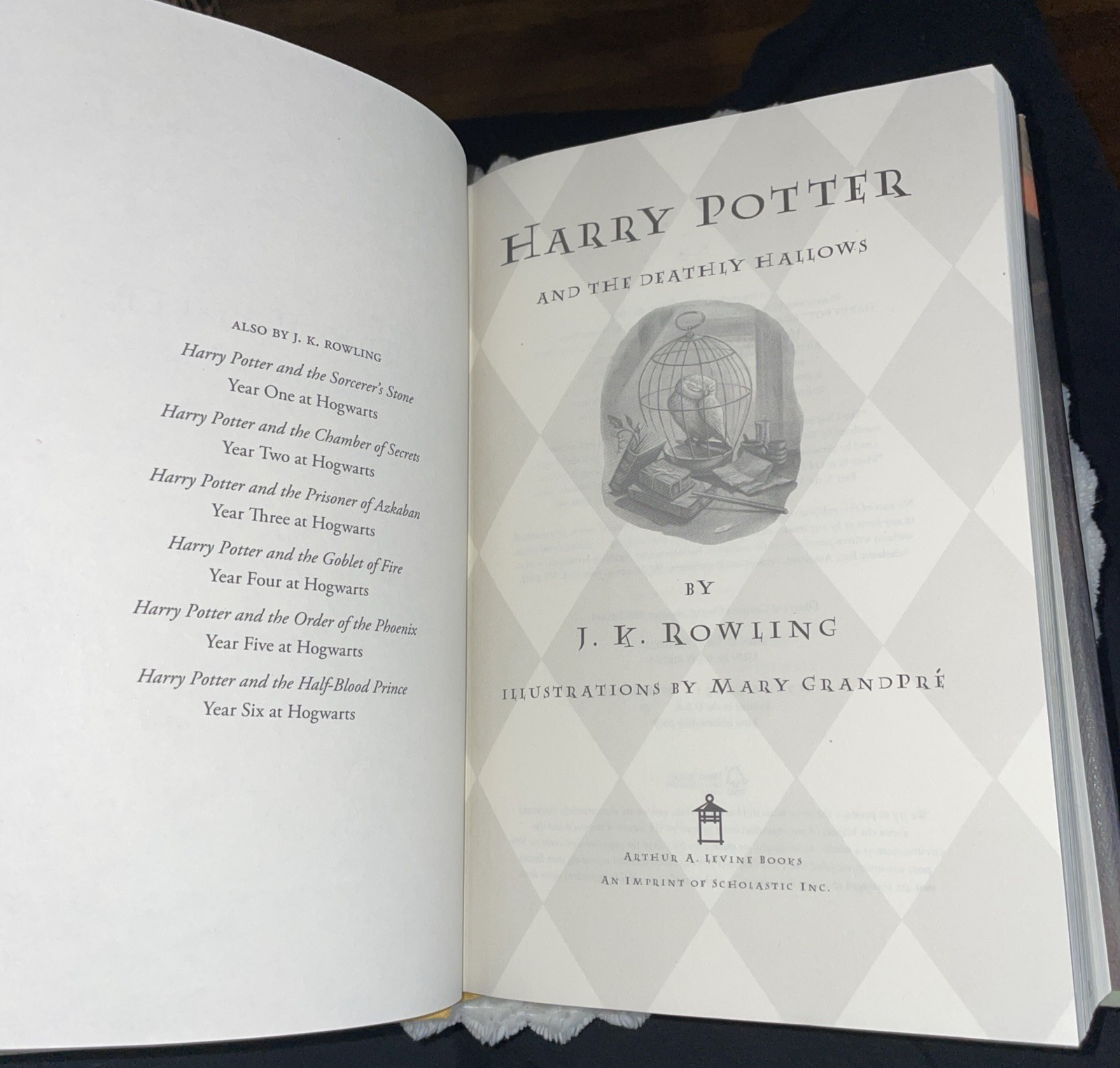 Harry Potter and the Deathly Hallows J.K. Rowling 1st/1st 2007 RARE Page Errors
