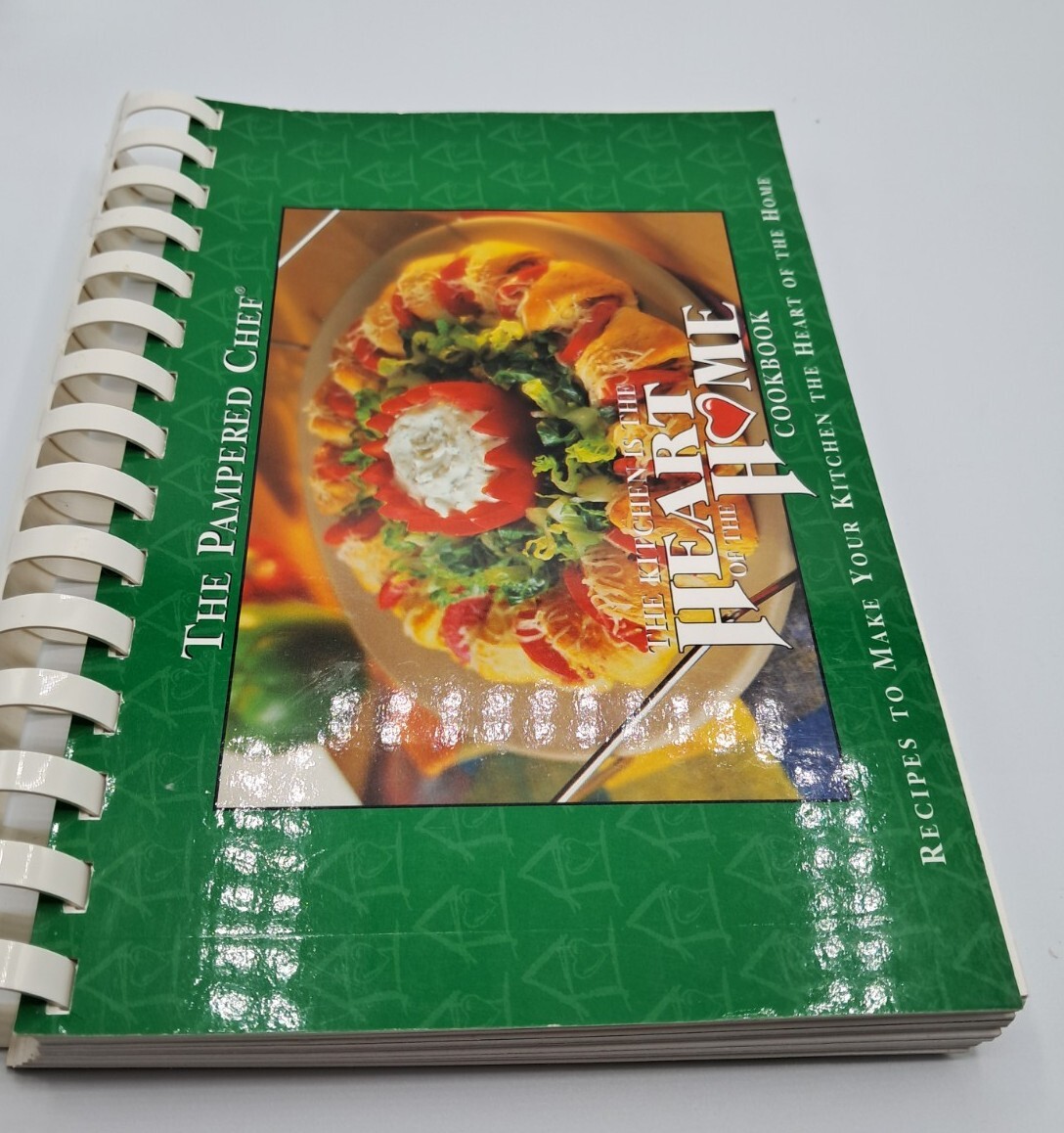 THE PAMPERED CHEF-THE KITCHEN IS THE HEART OF THE HOME COOKBOOK-223 PAGES