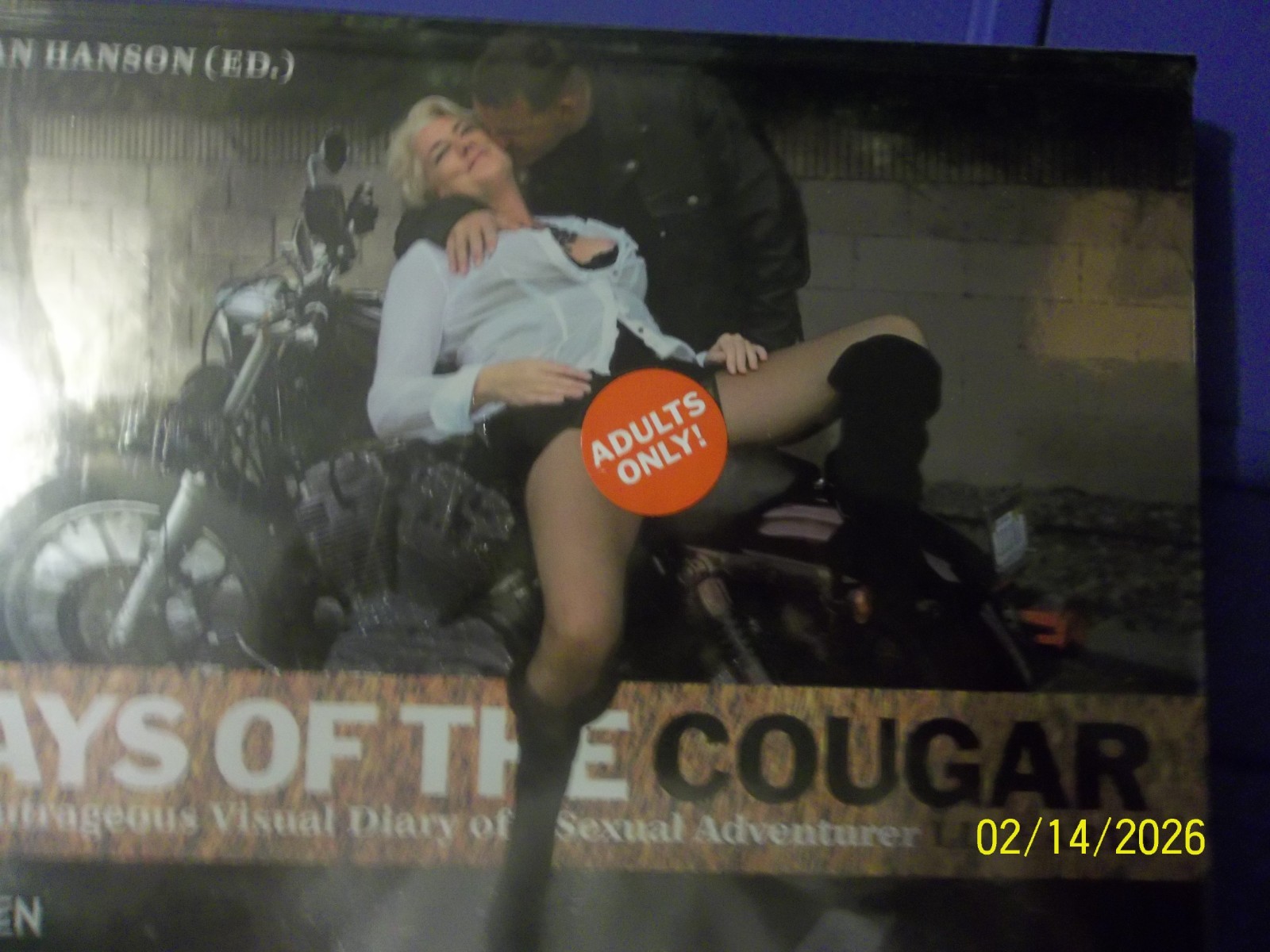 DAYS OF THE COUGAR~2011 NEW HARDCOVER PICTURE BOOK~by LIZ EARLS & DIAN HANSON