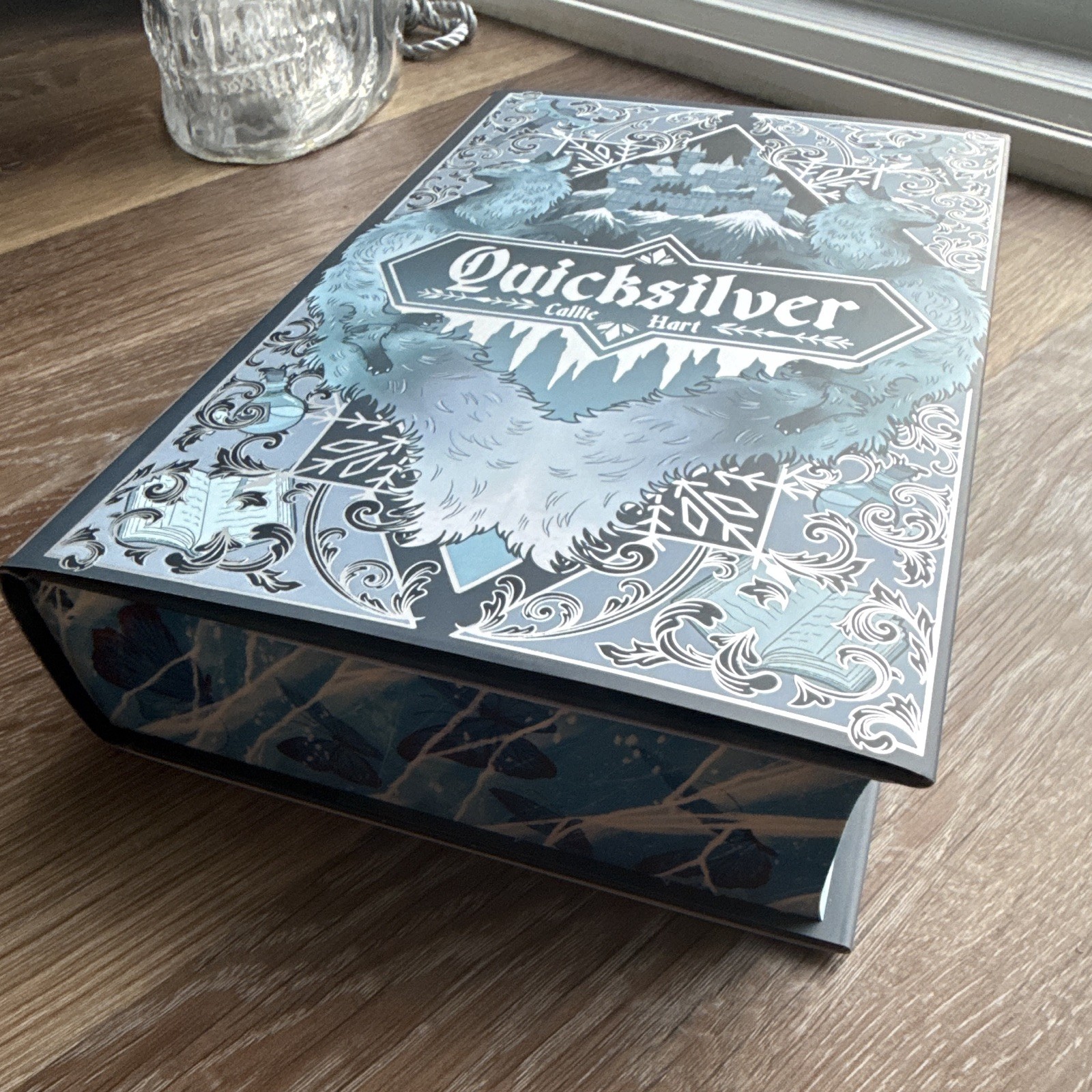 Quicksilver Lilac Library by Callie Hart w/ Sprayed Edges