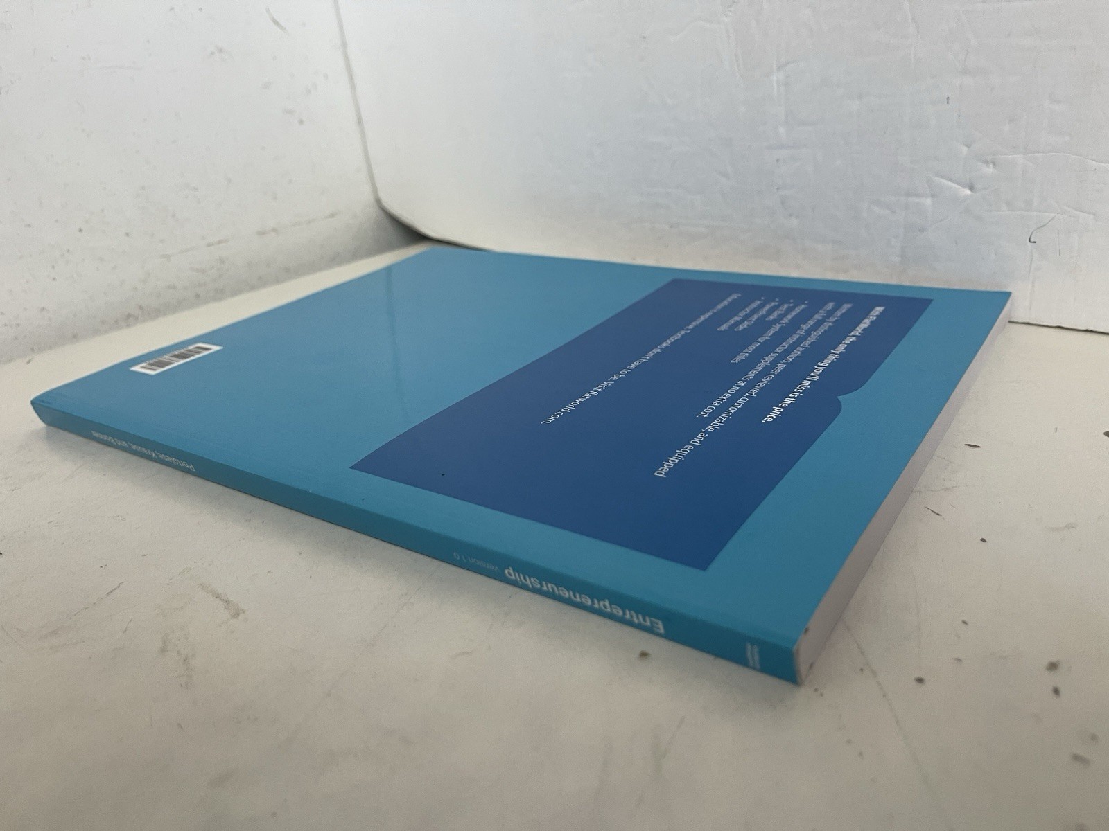 Entrepreneurship Version 1.0, Laura Portolese, Jaclyn A Paperback