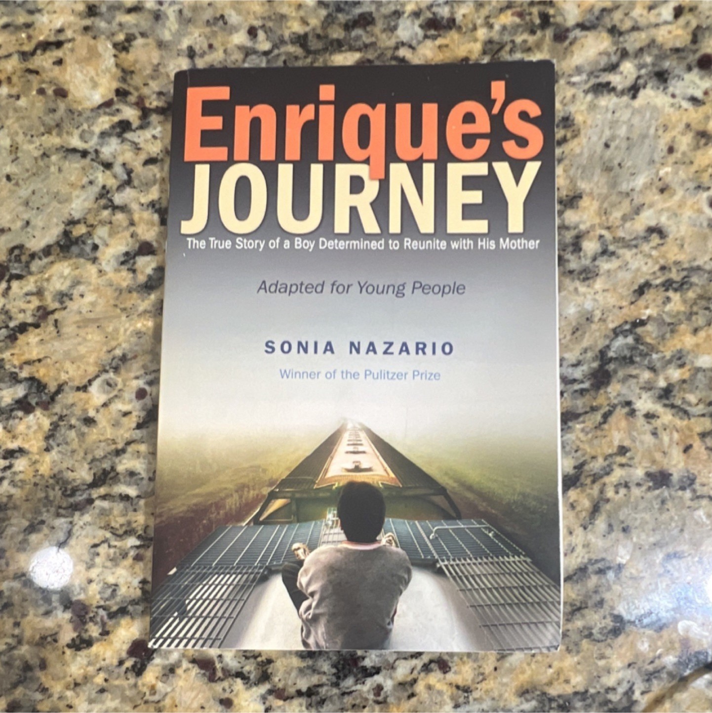 Sonia Nazario Enrique’s Journey Paperback English Young Adult Nonfiction