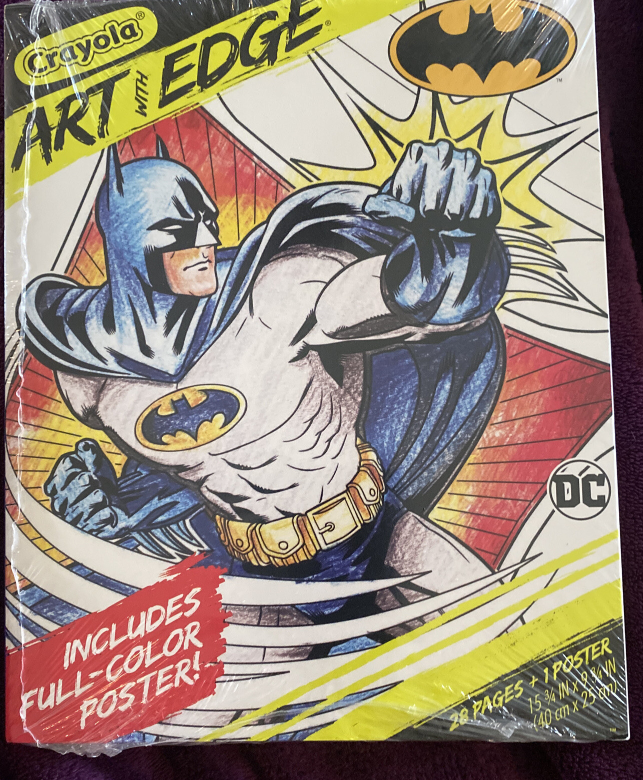 Crayola- Art With Edge -Batman Coloring Book- 28 Pages + Poster- New Sealed!