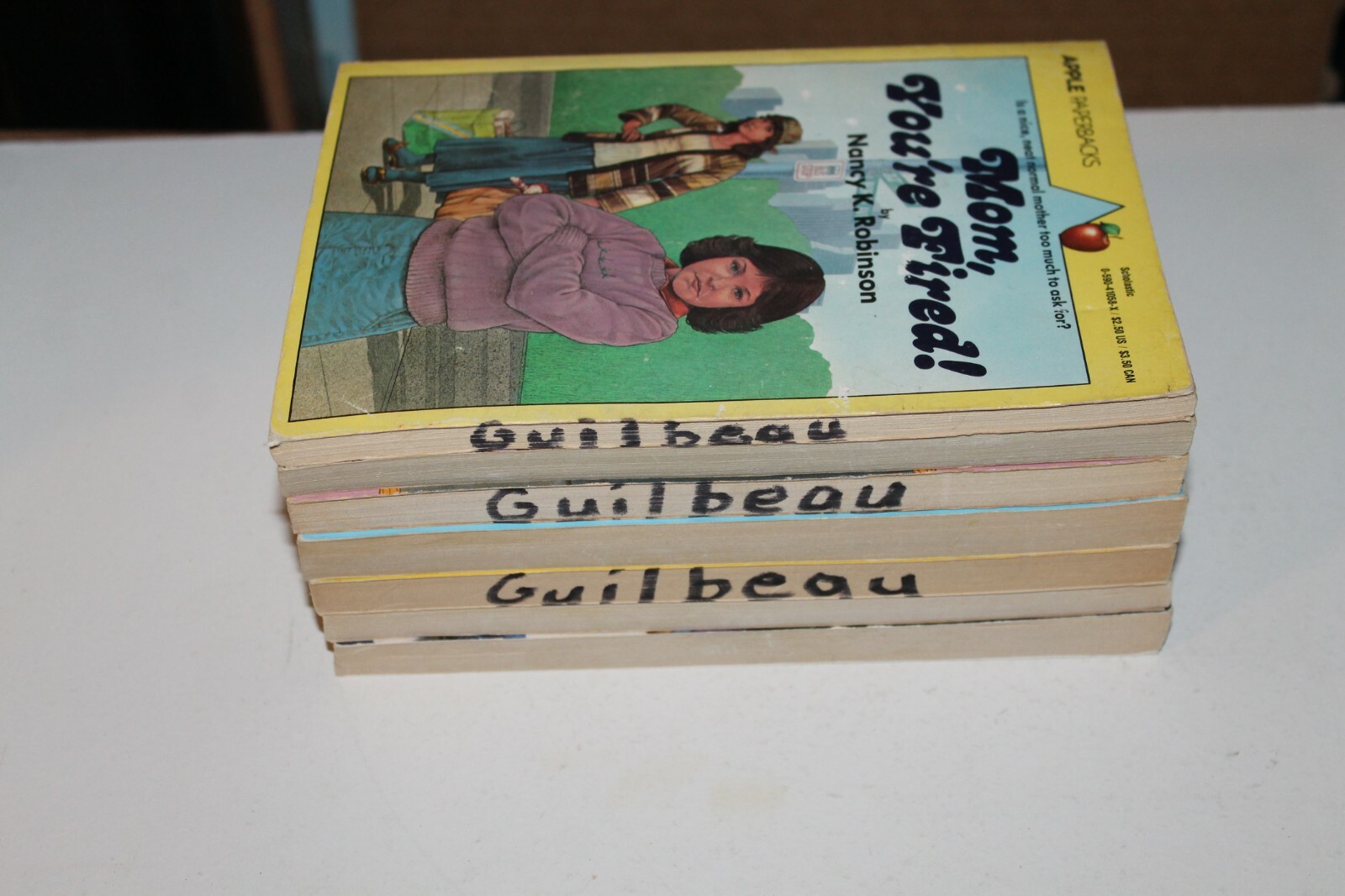 7 APPLE MIDDLE SCHOOL BOOKS MY DOG ATE IT BAD NEWS BALLET THE BROCCOLI TAPES