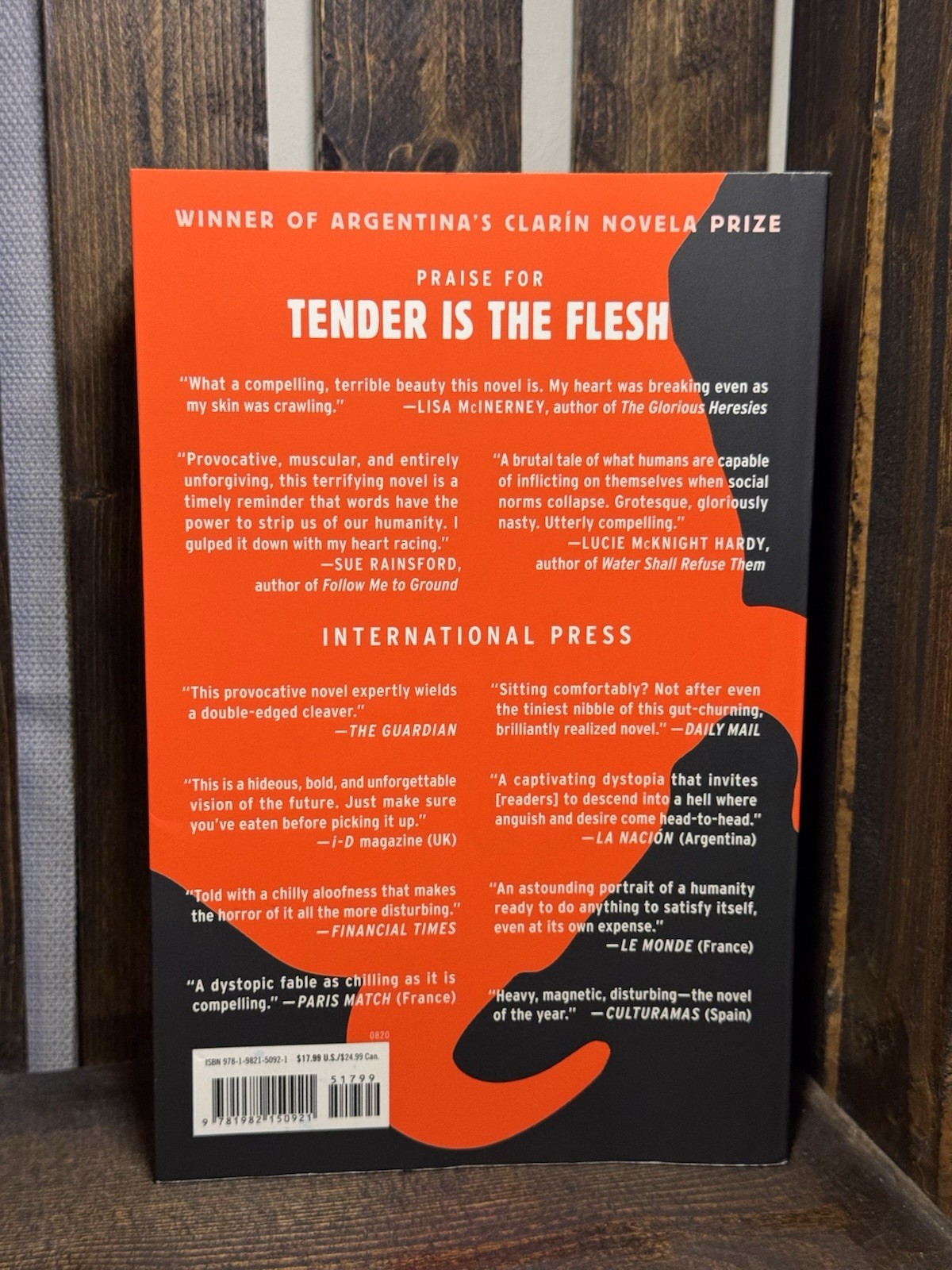 Agustina Bazterrica Tender Is the Flesh 2020 Trade Paperback Scribner Fiction