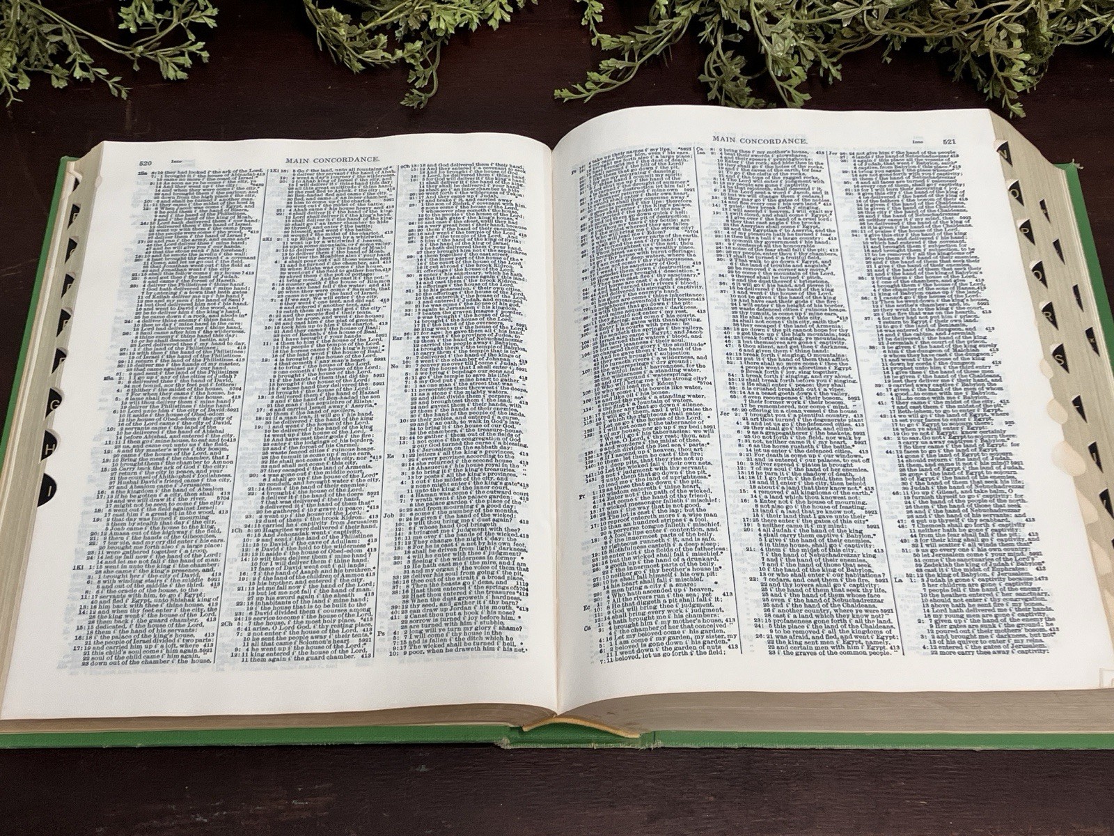 Strong’s Exhaustive Concordance of the Bible Hardcover 1975 ABINGDON