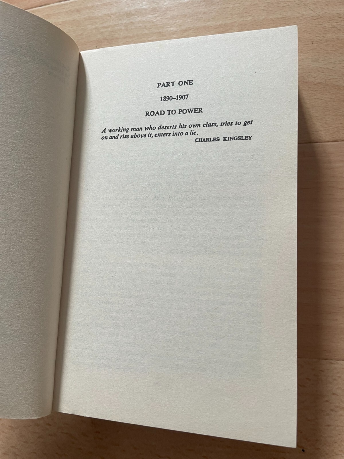 FRANK HARDY. POWER WITHOUT GLORY. 670 PAGES / 1982 – 0207147248