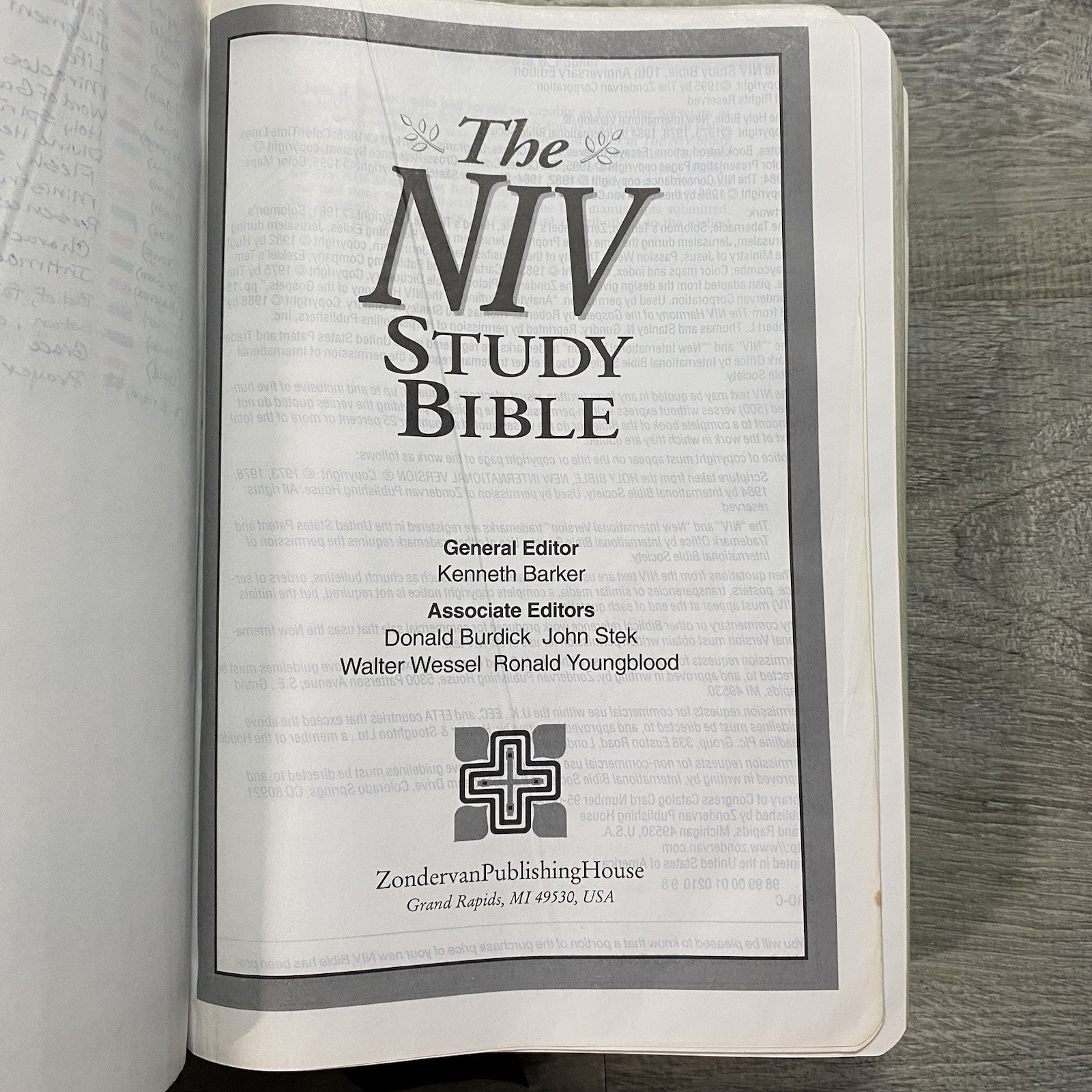 The NIV Study Bible 10th Anniversary Edition 1995 Bonded Leather Zondervan READ