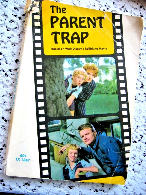 LOT/14 ASSORTED 1960-70s TV SHOW FAVORITES-DISNEY MOTION PICTURE PAPERBACK BOOKS