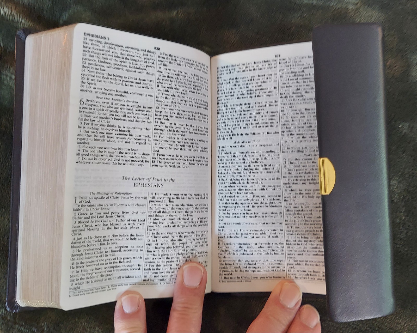 NASB Updated Edition Compact Bible Black Snap-flap Bonded Leather