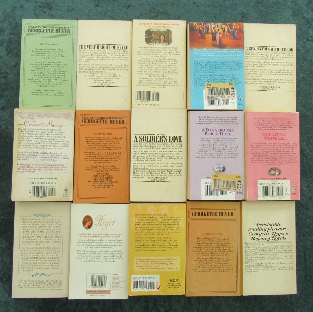 LOT 15 PB STANDALONE NOVELS BY GEORGETTE HEYER: BLACK MOTH; POWDER & PATCH ++