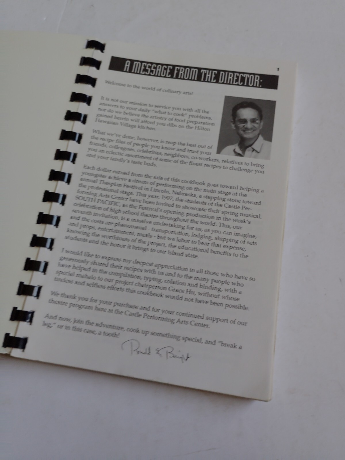 Hawaii Castle Performing Arts Center friends & Celebrities Cookbook ll