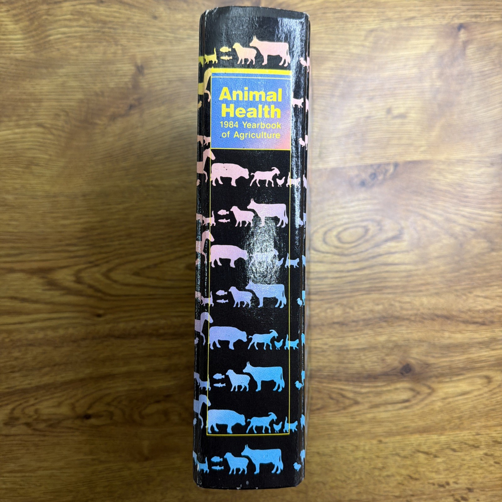 1984 Yearbook of Agriculture – Animal Health Livestock and Pets – 637 Pages