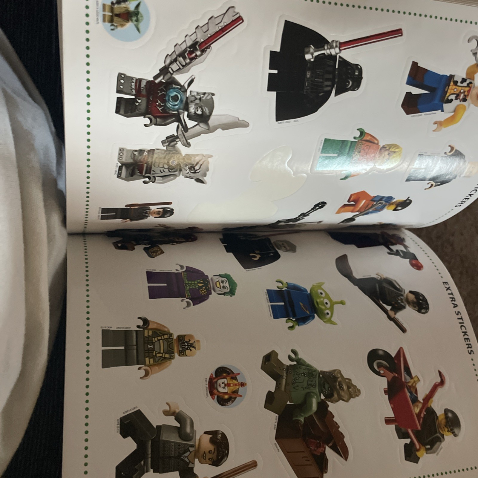 Ultimate Sticker Collection: Amazing LEGO® Minifigure: More Than 1,000 Reusable