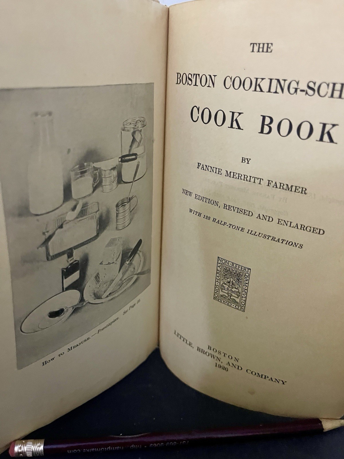 1924 THE BOSTON COOKING SCHOOL Cook Book by Fannie Merritt Farmer VINTAGE