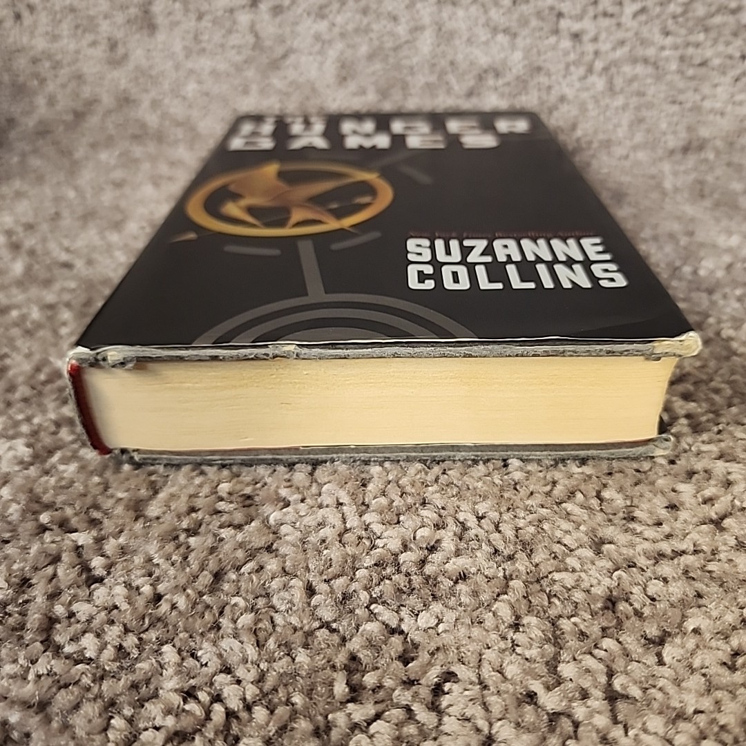 THE HUNGER GAMES – First Edition – 12th Print 2008- Suzanne Collins
