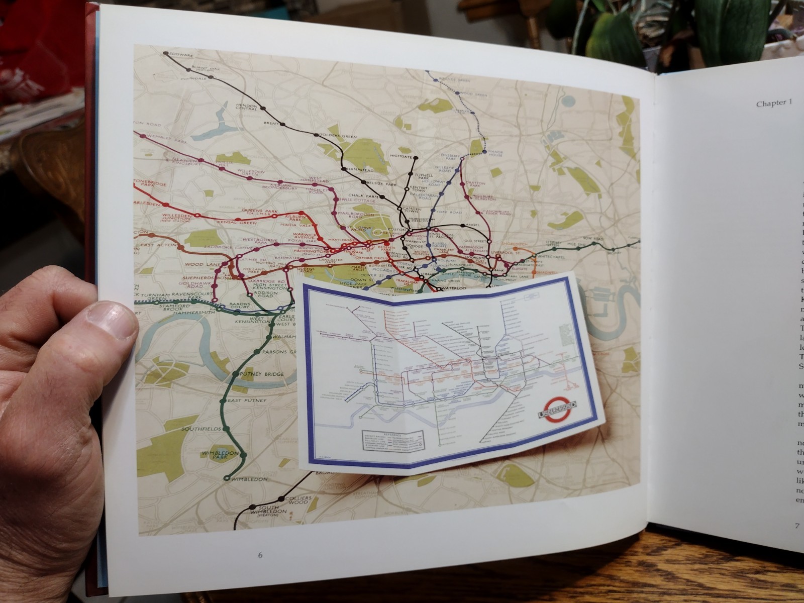 Mr. Beck’s Underground Map A History by Ken Garland