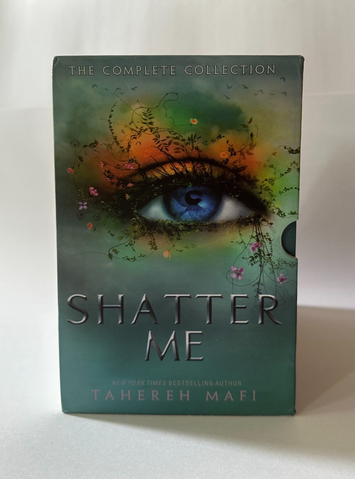 Tahereh Mafi SHATTER ME The Complete Collection – 9 Vol Trade Paperback Box Set