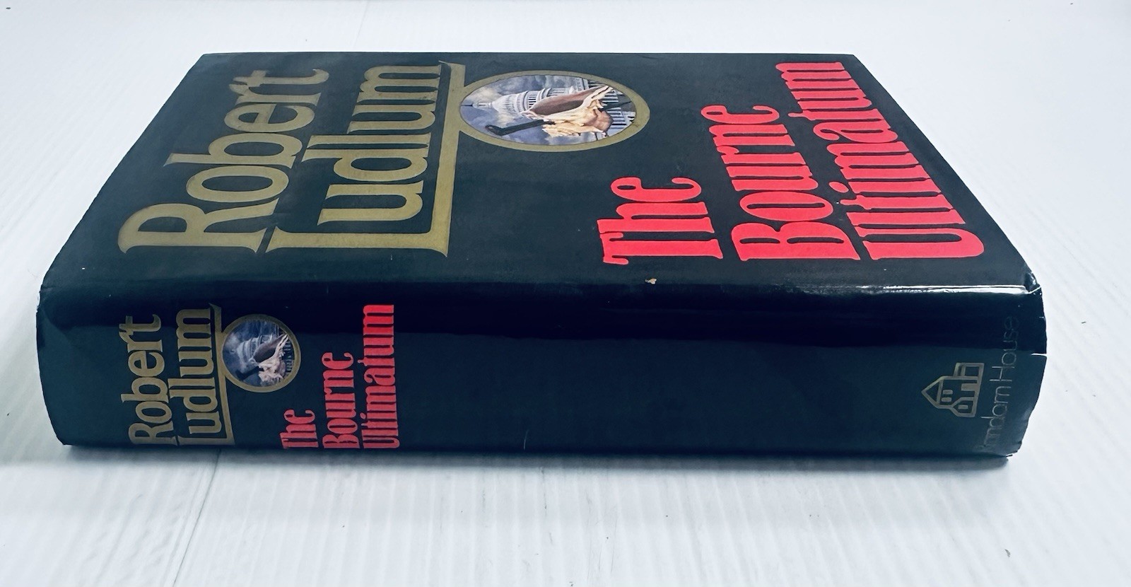Bourne Ultimatum Robert Ludlum First Edition Thriller Spy Novel Hardcover Book