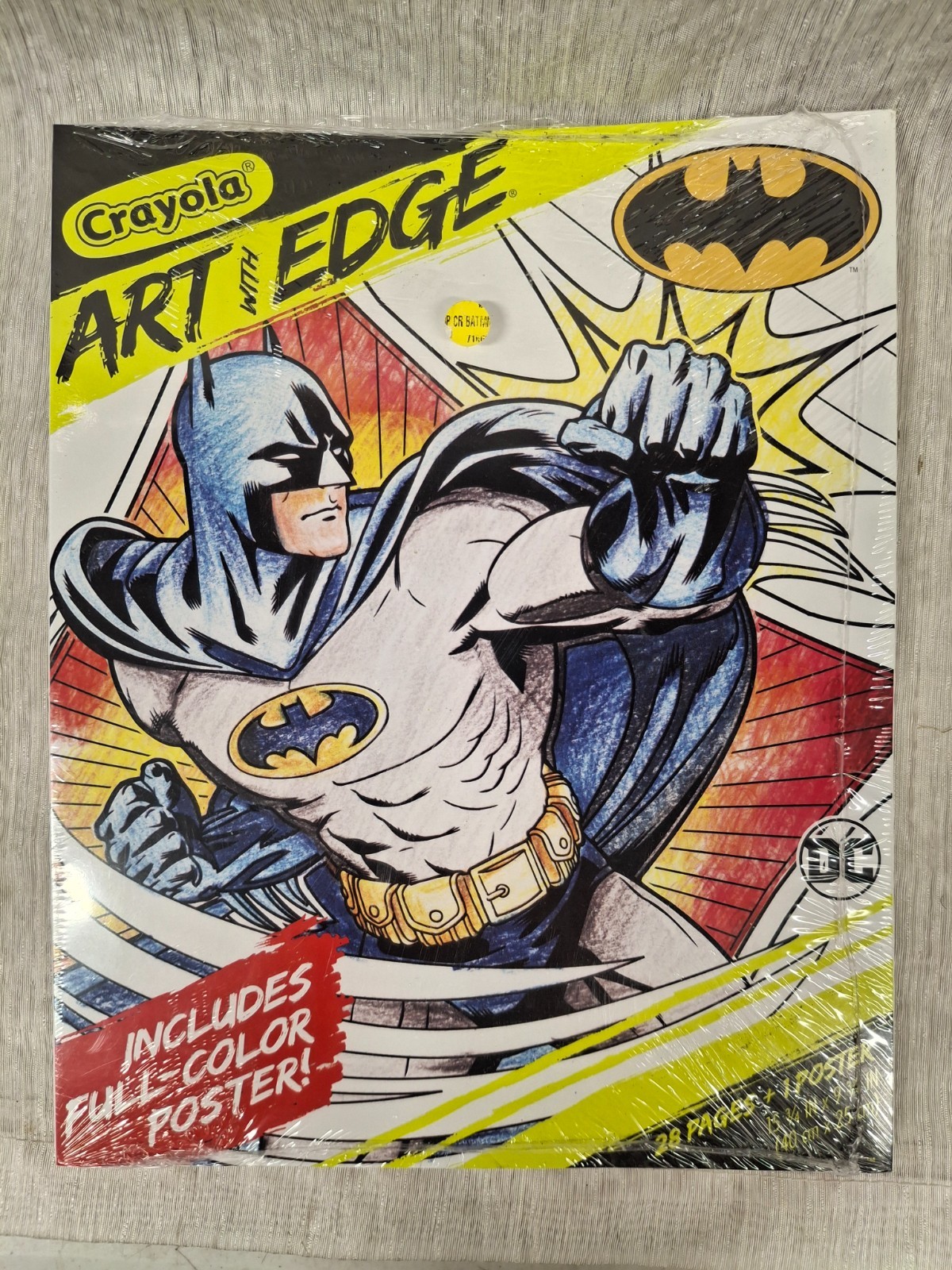 Crayola- Art With Edge -Batman Coloring Book- 28 Pages + Poster- New Sealed!