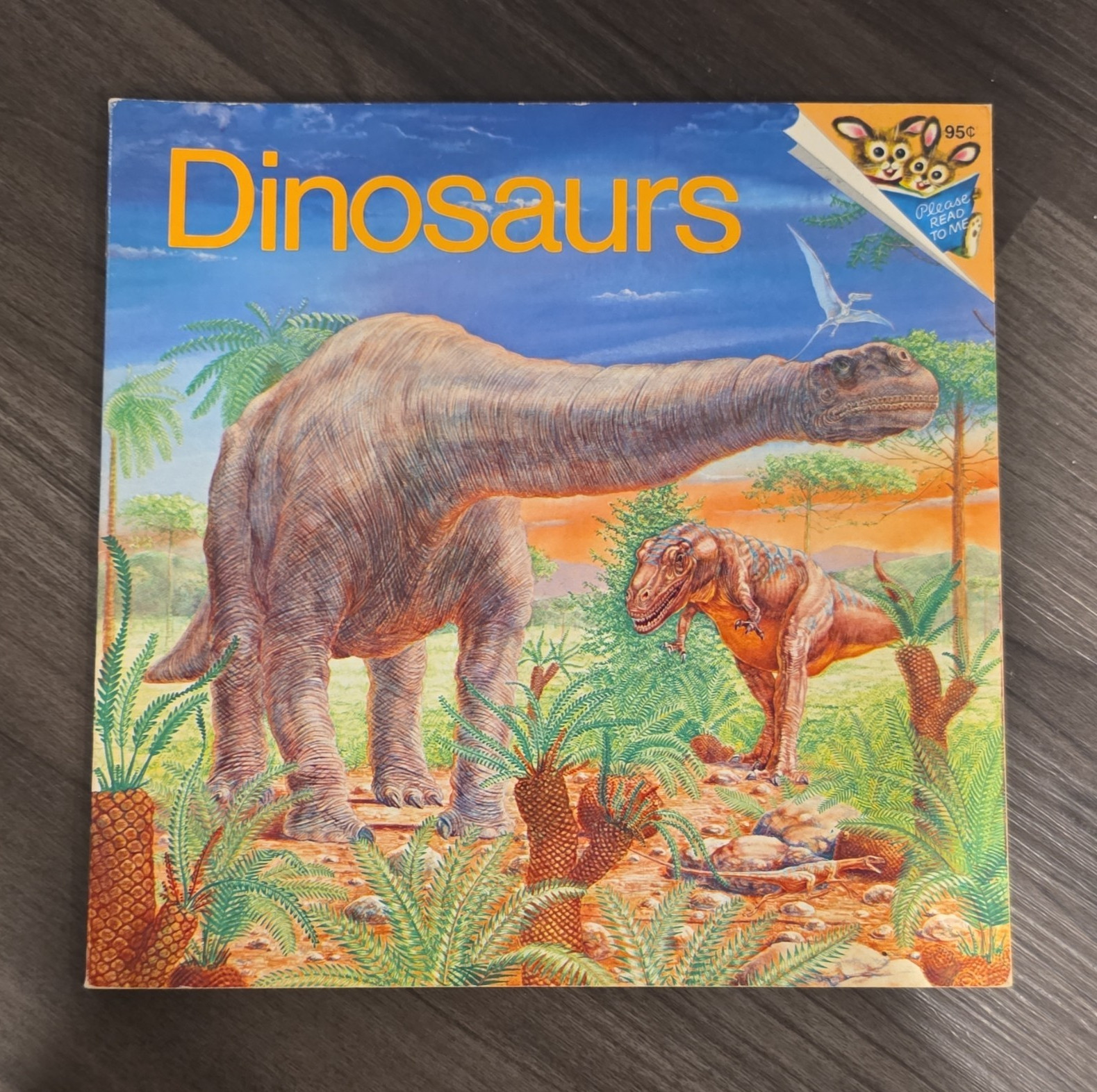 Dinosaurs Hardcover Illustrated 1977 – Peter Zallinger Random House Ages 4-8